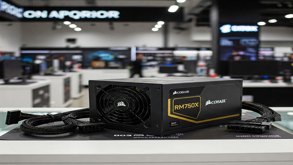 Corsair RM750x 750W 80+ Gold Power Supply: Reliable power supply for custom – Corsair RM750x 750W